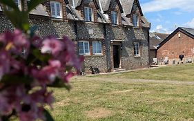 Rural Retreat Near West Wittering Beach! Dog Friendly & Free Parking - Ideal Weekend Getaway! Chichester Holiday Properties